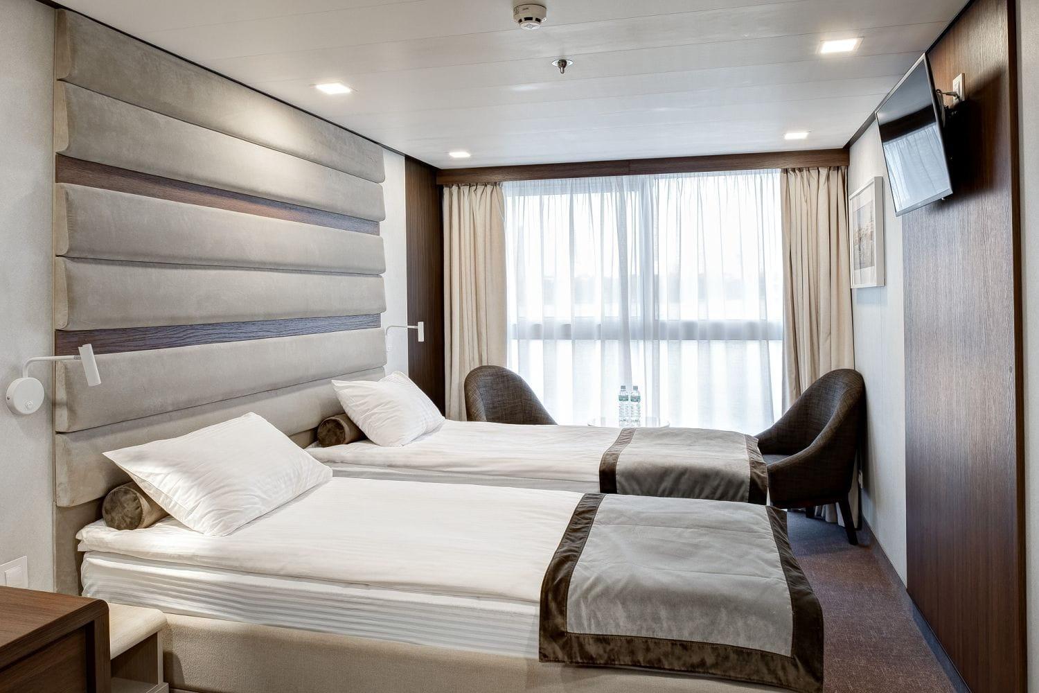 Номер Делюкс