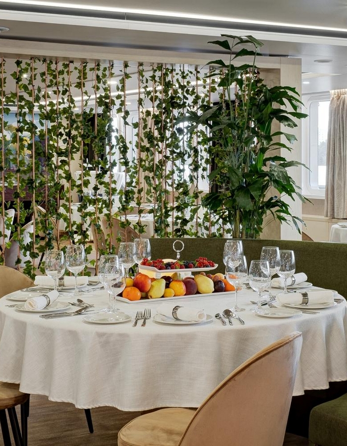 Сервировка столиков